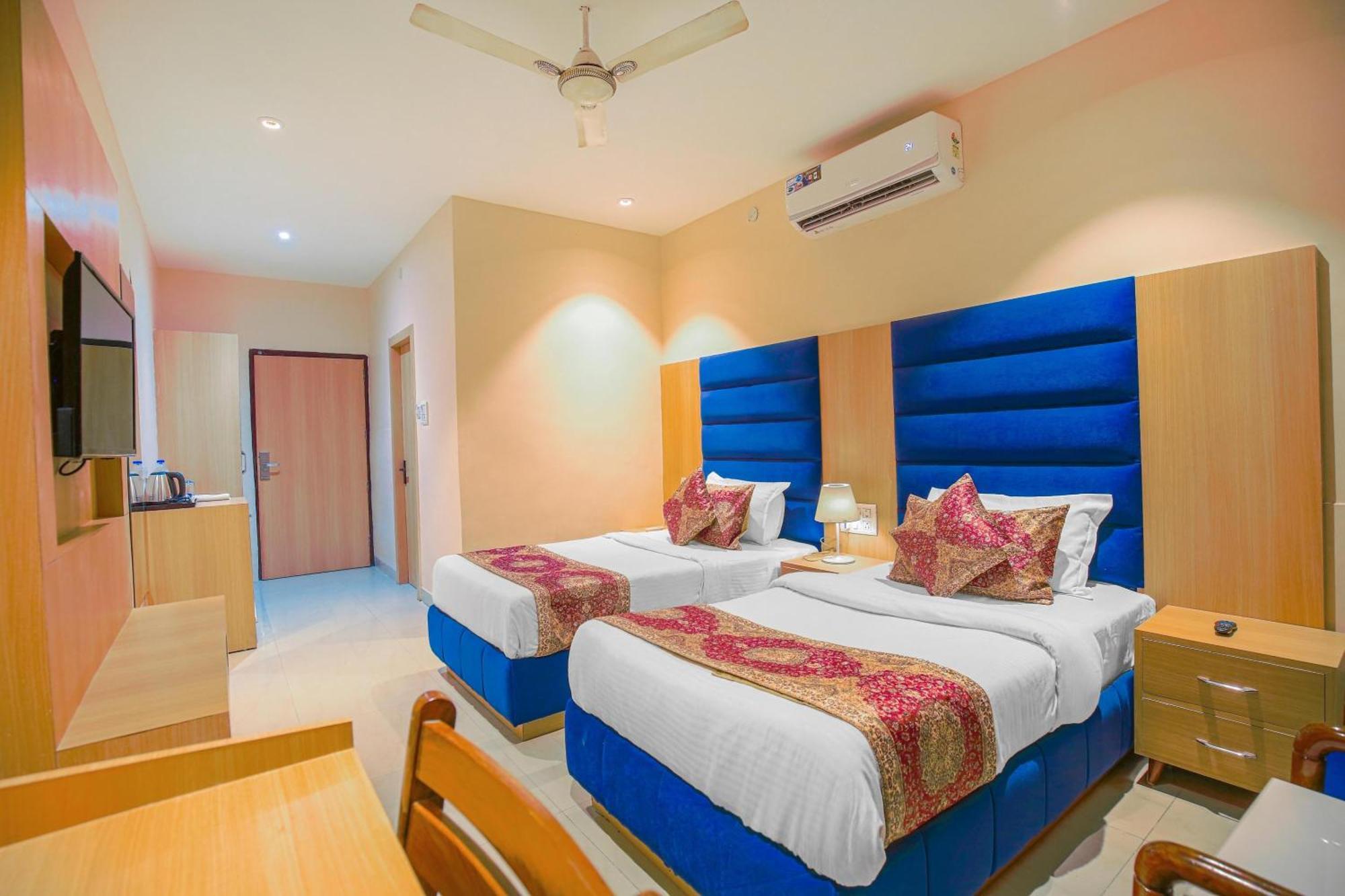 אמריצר Hotel Ricky By Sahibs Group מראה חיצוני תמונה