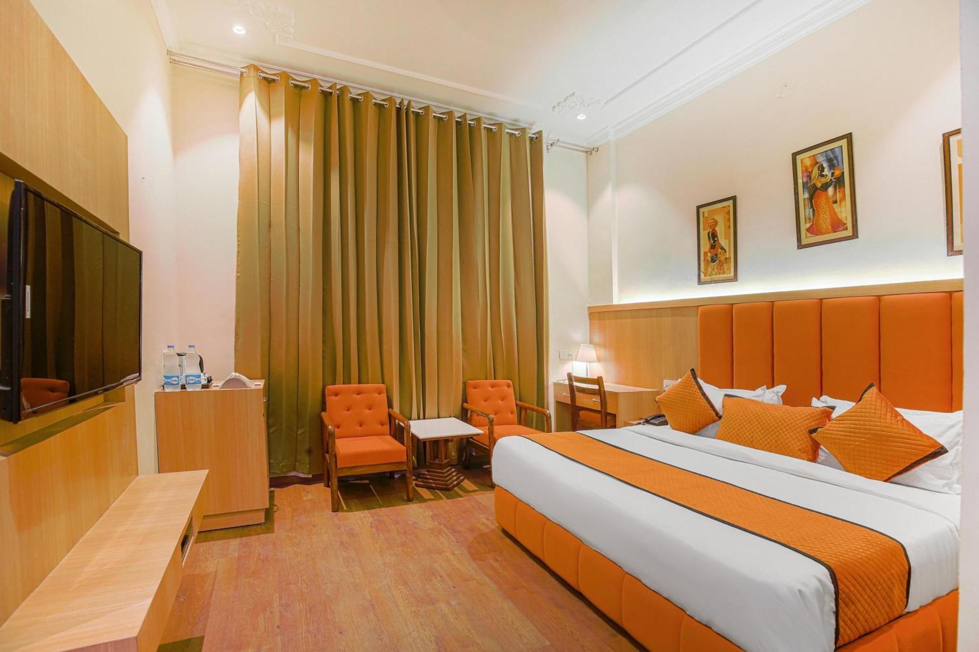 אמריצר Hotel Ricky By Sahibs Group מראה חיצוני תמונה